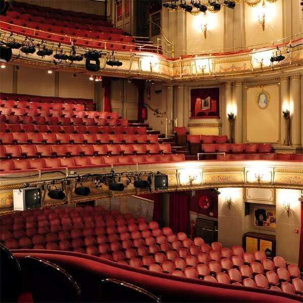 Noel Coward Theatre
