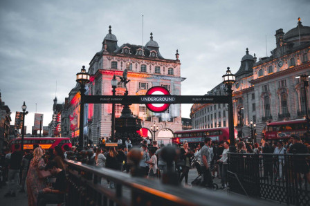 Come comprare i biglietti per il teatro a Londra senza svenarsi